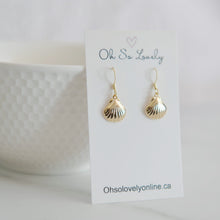 Clam Shell drop earrings
