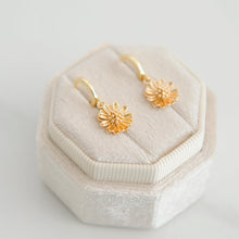 Stevie Daisy Huggie Hoops