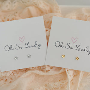 Dana Tiny Flower Stud Earrings