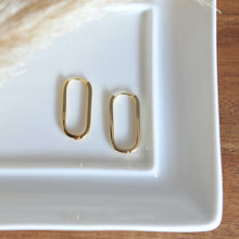 Geneva long Rectangle Hoop