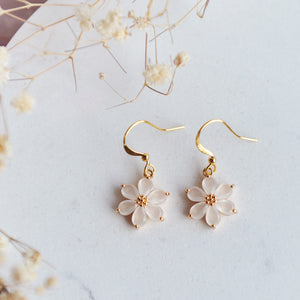 CHARLOTTE, Beautiful Flower Dangle Earrings
