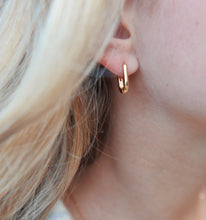 Dorit hoops